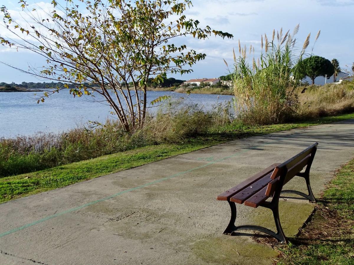 Les rives du lac Le Grau-du-Roi Extérieur photo